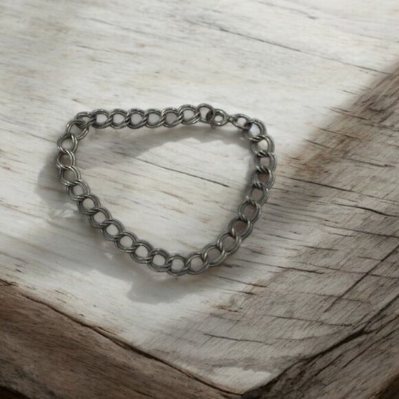 Vintage Sterling Silver Double Curb Chain Bracelet 5g Mid Century 7.25 in Dainty - Picture 3 of 7
